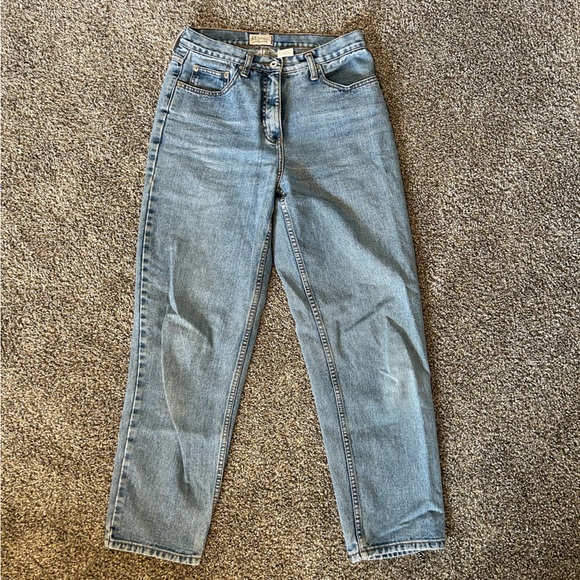 High Waisted Jeans - Picture 1 of 3